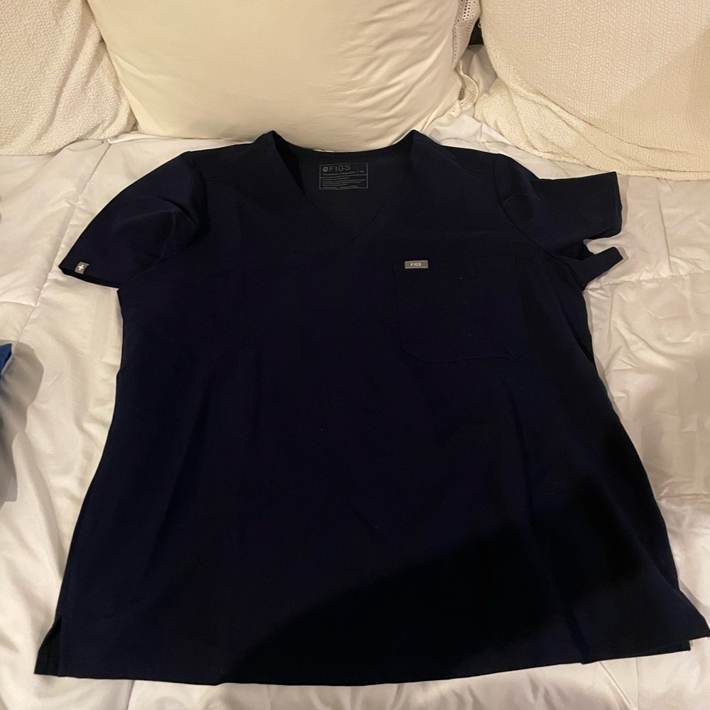 Figs Navy Catarina Scrub Top